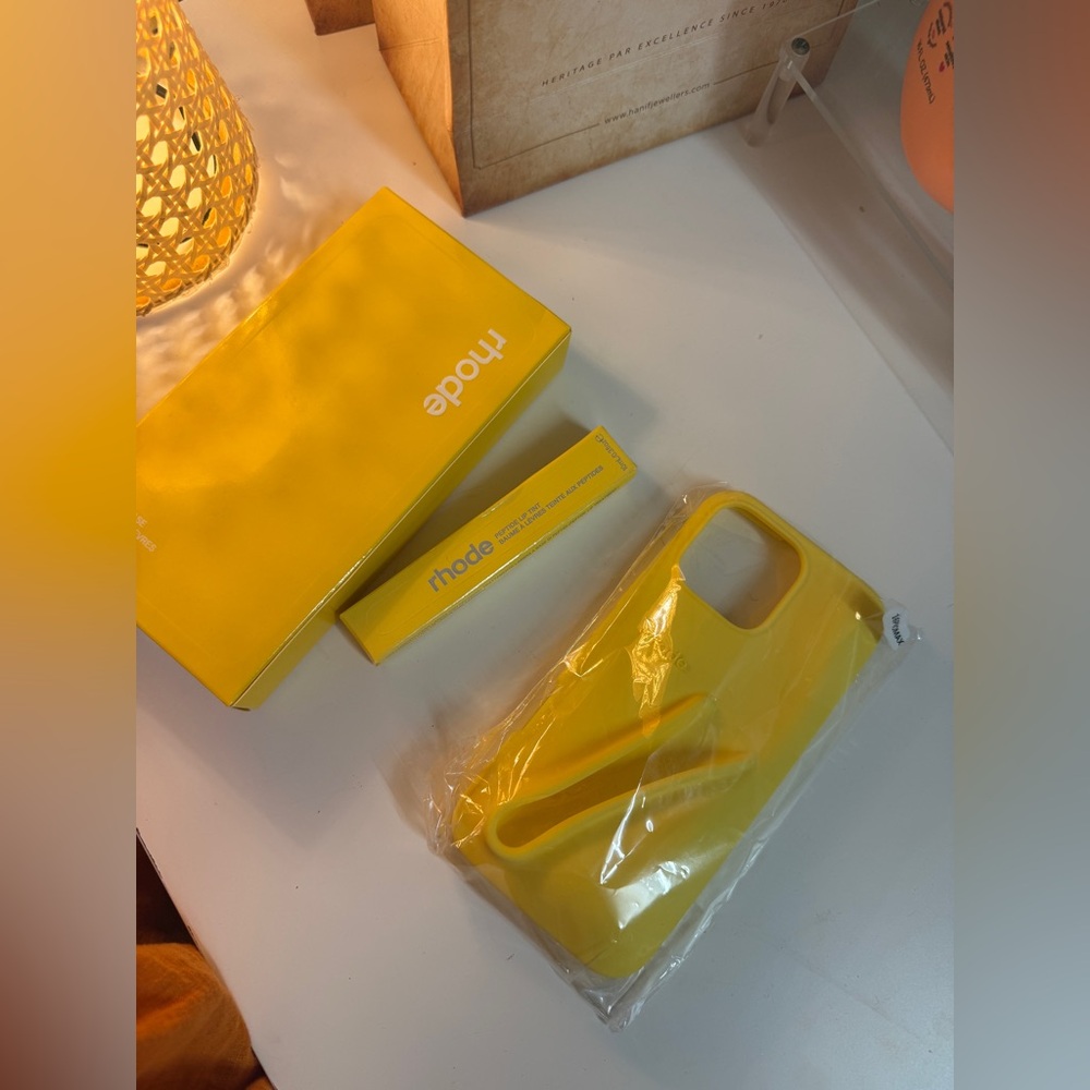 RHODE Vibrant Yellow Phone Case Set